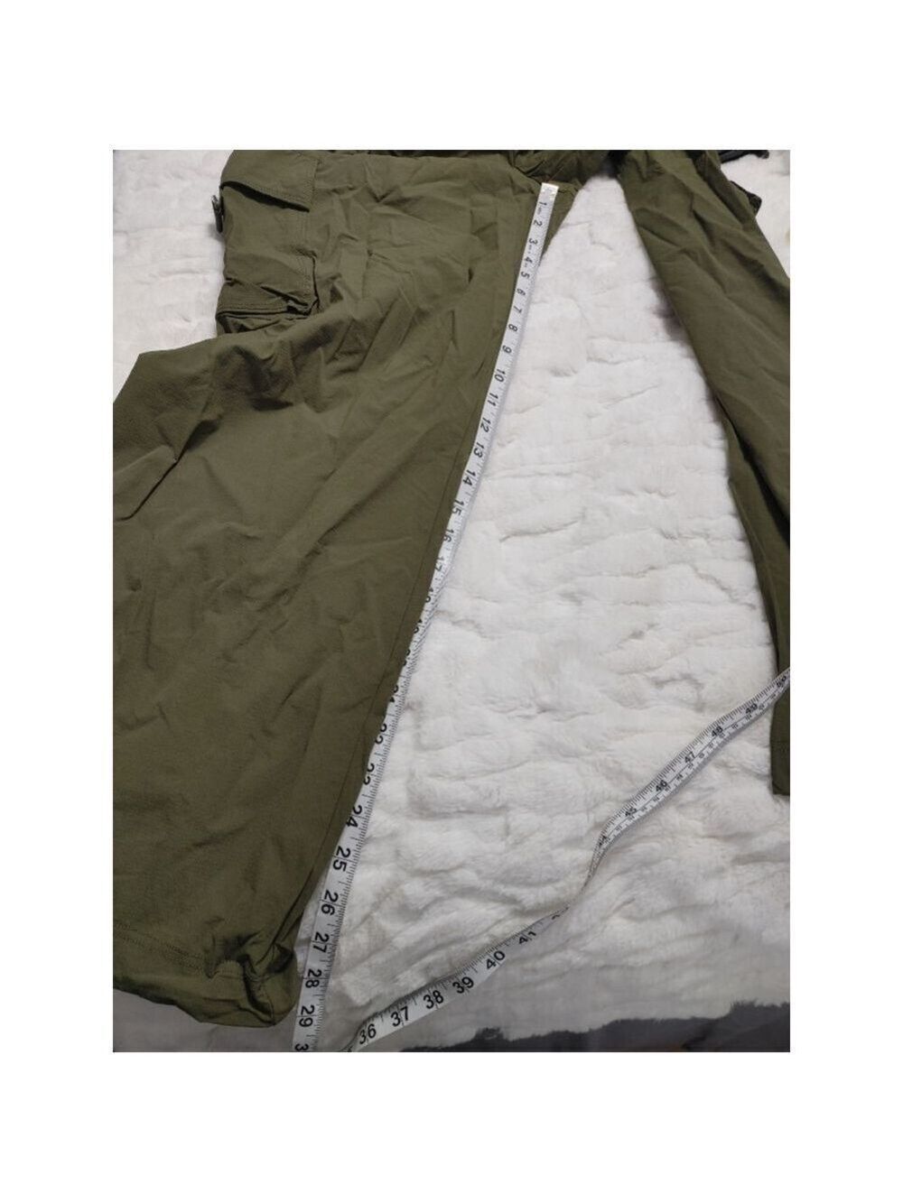Women's Fabletics Olive Green Wide Leg Heights Cargo Pants Size L - Picture 10 of 11